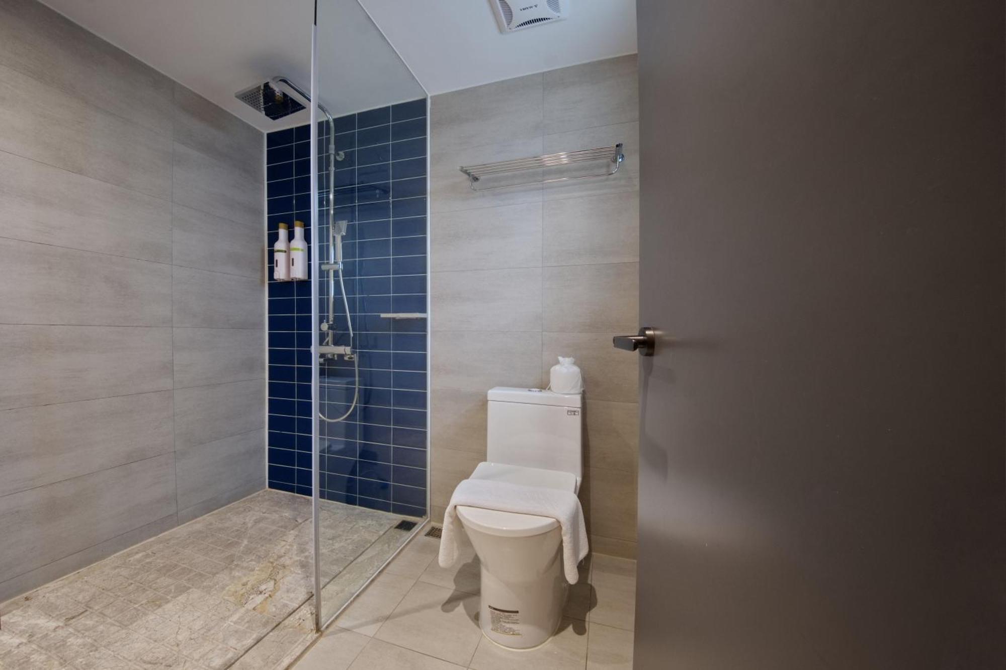Hotel Olah Poshtel - Hualien Zhongfu Zewnętrze zdjęcie